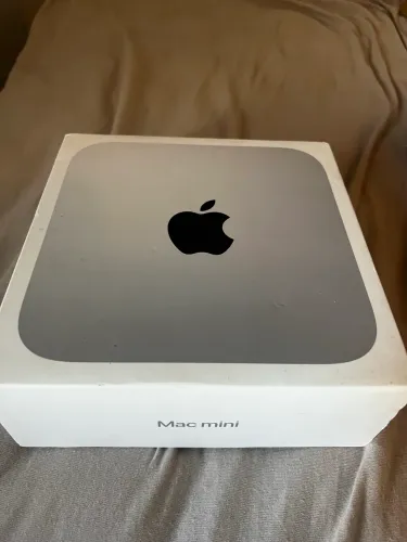 Mac mini M2