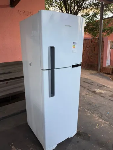 Geladeira Frost Free dou garantia entrego perfeita
