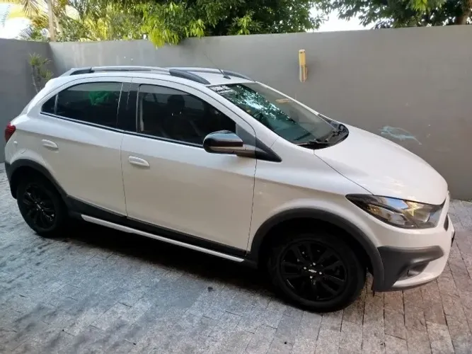 Chevrolet Onix Activ 1.4 8V Flex Aut. 4P 2019