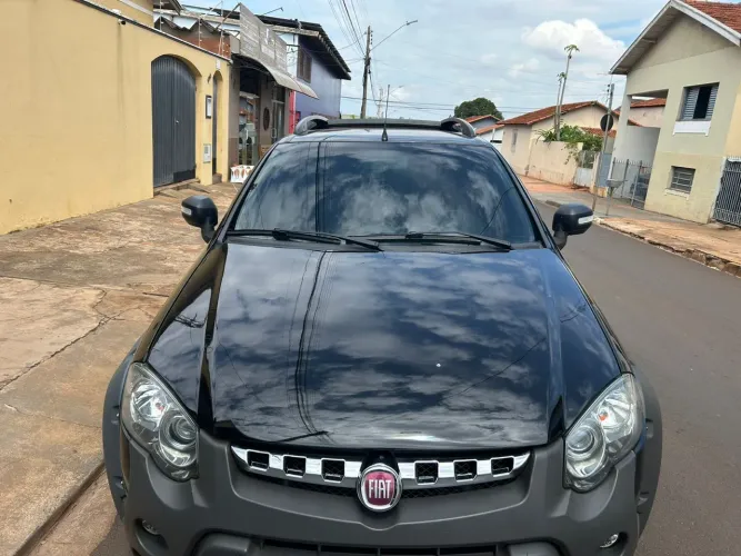 Fiat Strada Adventure1.8/ 1.8 Locker Flex CD 2015