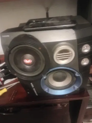 Par de caixas de som Philips 