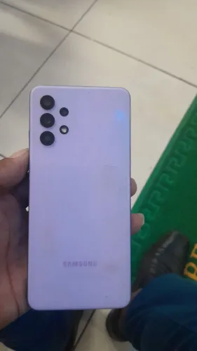 Celular a32