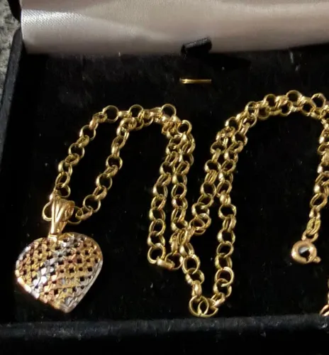 Colar de Ouro Pingente em 3 OUROS 