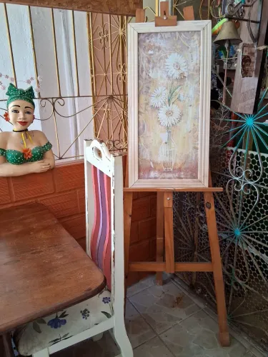 Vende-se cavalete madeira