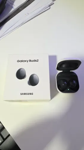 Fones de ouvido Samsung Galaxy Buds 2