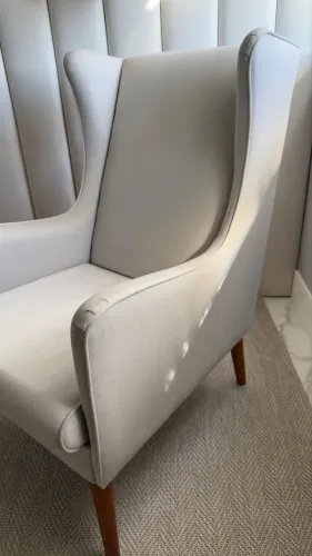 Poltrona linho cinza claro 