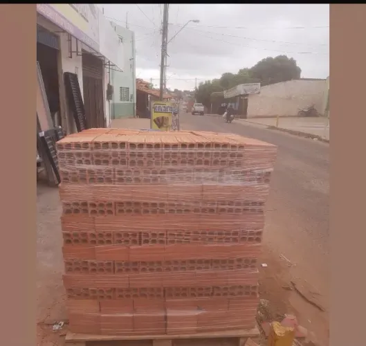 Tijolo Cerâmico 6 Furos para Construção