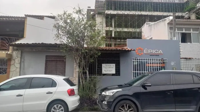 Vende casa na Jatiúca