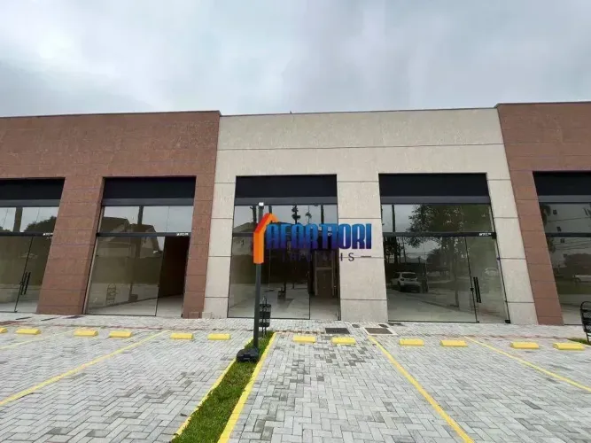 Loja para alugar, 53 m² por R$ 3.200,00/mês - Xaxim - Curitiba/PR