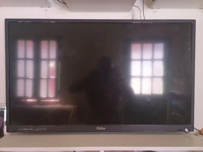 Tv 32, polegadas " Philco" parou de funcionar 