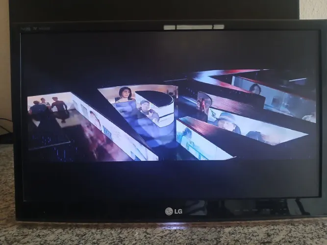 Monitor LG FULLHD TV M2350D
