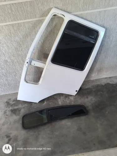 Porta Ford cargo Lado esquerdo