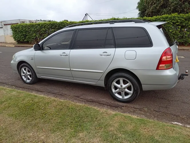 Toyota Fielder 1.8 16V Gasolina 4P Automatico 2006