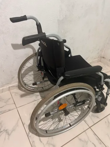 Cadeira de rodas 