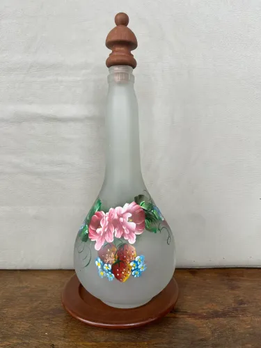 Garrafa decorativa em vidro (Artesanato)
