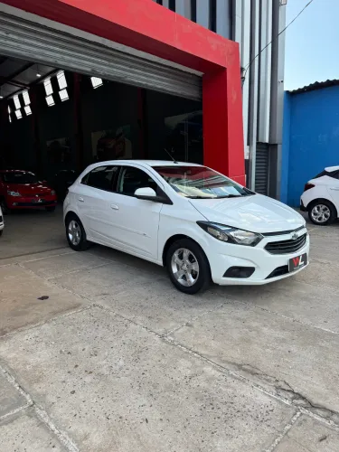 Chevrolet Onix Hatch LT 1.4 8V Flex Aut. 4P 2019