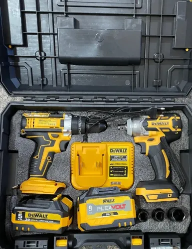 Kit de Ferramentas DeWalt 20 v MAX, Furadeira chave de impacto com baterias e carregador