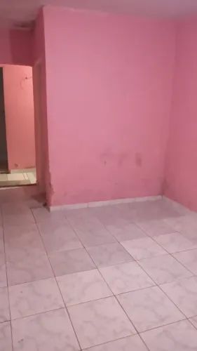 Alugo Casa no Recanto. 1 qt, toda na cerâmica, laje, 1 vaga pra moto