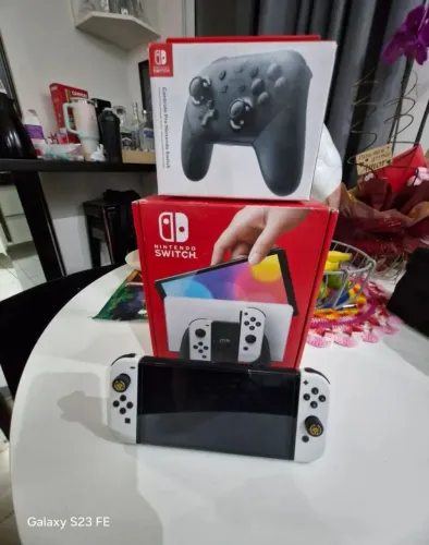 Nintendo switch oled desbloqueado com 100 jogos