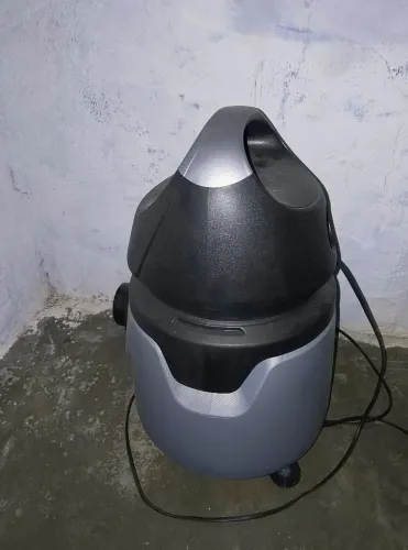 VENDO ASPIRADOR DE ÁGUA E PÓ ELETROLUX