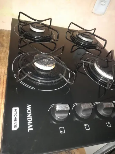 Vende-se um fogão cooktop com 3 bocas funcionando perfeitamente 