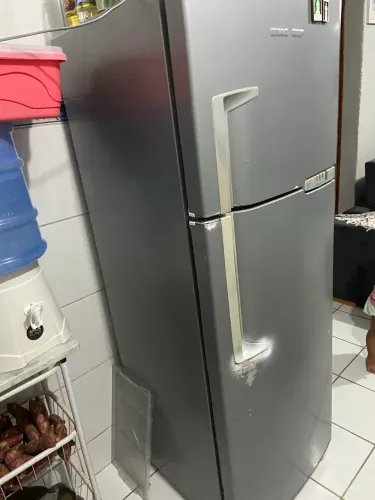 Geladeira frosfre