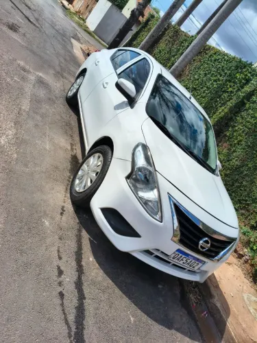 Nissan Versa 1.0 12V Flexstart 4P Mec. 2017