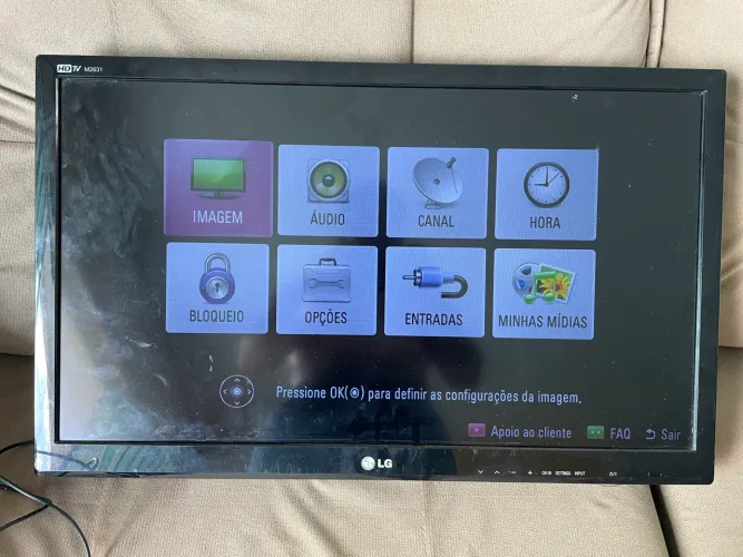 TV LG 26 polegadas funcionando perfeitamente