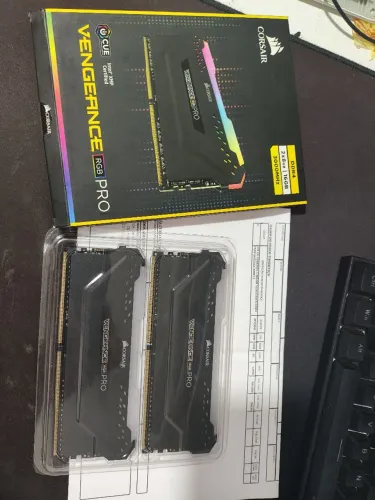 Memória DDR4 Corsair Vengeance 16gb (2x8gb) 3000 Mhz