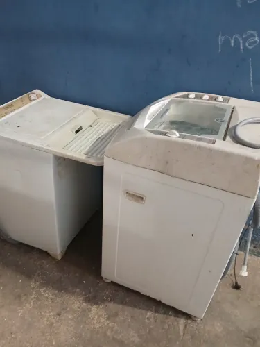 Vende-se uma máquina e um tanquinho para retirar peças