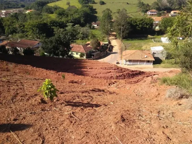 terreno em Jesuânia MG 3.760 m2