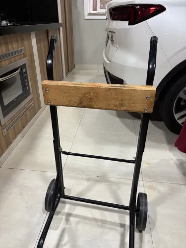 Carrinho para motor de popa