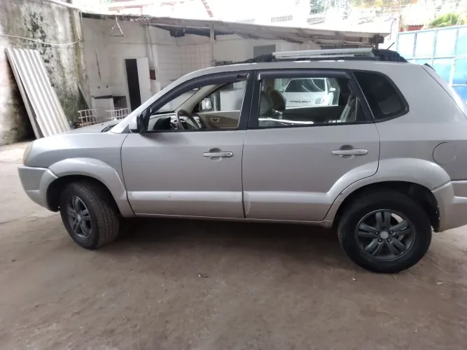 Hyundai Tucson 2.0 16V Aut. 2010