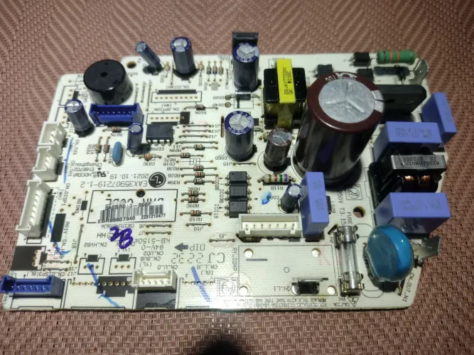 Placa eletrônica Evap. Split LG Dual Inverter EAX35907219-1.2 - EBR *