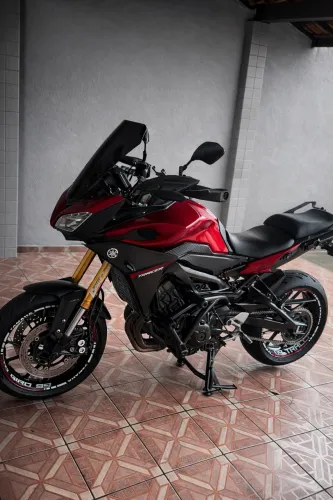 Mt 09 tracer