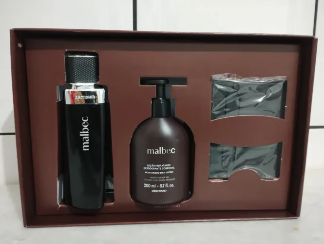 KIT PRESENTE DIA DOS PAIS MALBEC COM 3 ITENS O BOTICÁRIO ORIGINAL
