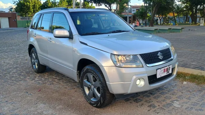 Suzuki Grand Vitara 2.0 16V 4x2/4x4 5P Aut. 2011