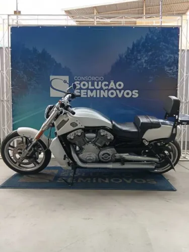 Harley Davidson V-Rod Muscle STANDARD