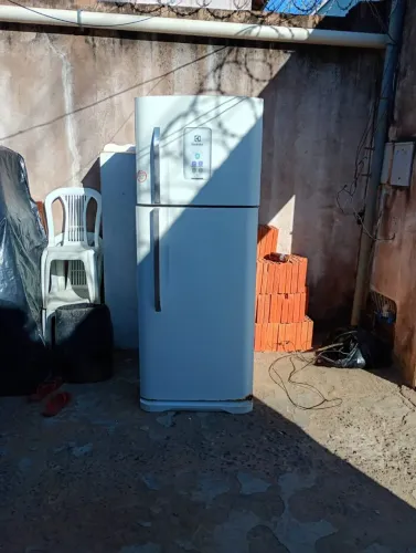 Geladeira Electrolux 433 L
