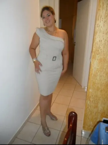 Vestido curto marfim