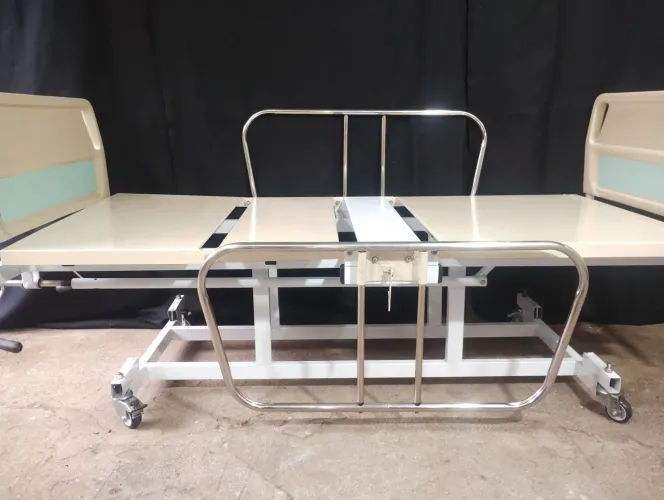 Cama hospitalar de 02 manivelas com altura fixa