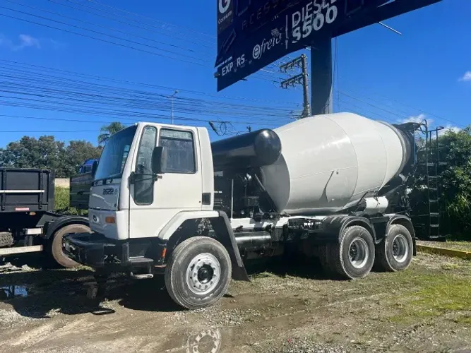 Caminhão Betoneira Ford Cargo 2622