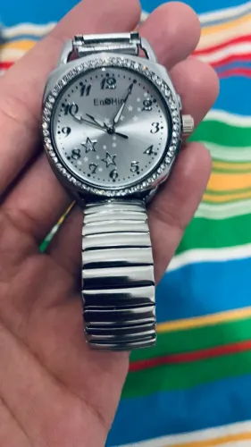 Relógio Feminino Enshir Prateado Strass Pulseira Sanfonada