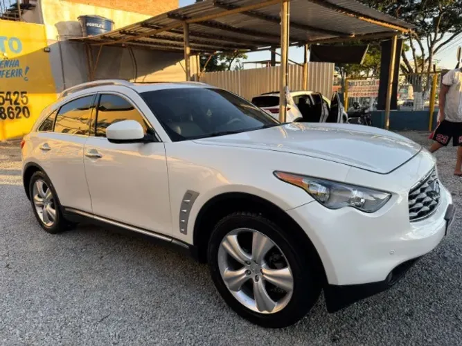 Nissan Infinit 3 1992