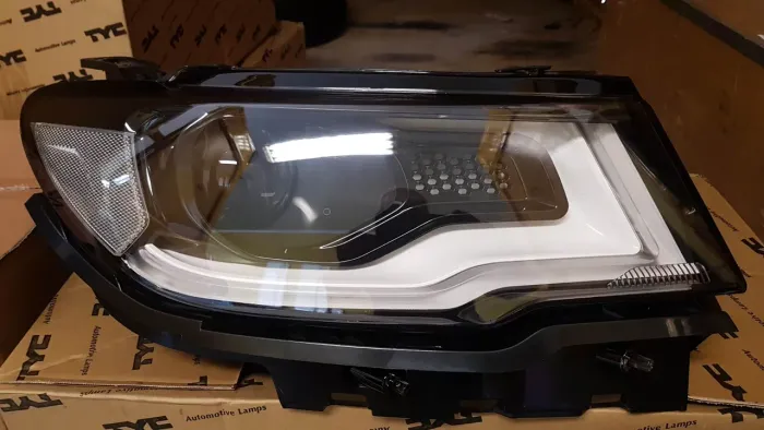 Farol jeep Compass
