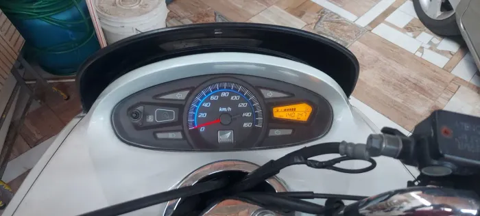 Moto muito boa!!