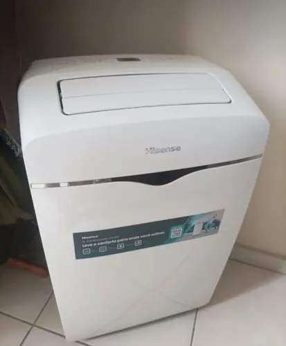 Ar Condicionado Portátil Hisense 12.000 BTUs Wi-Fi - Apenas 2 Meses de Uso