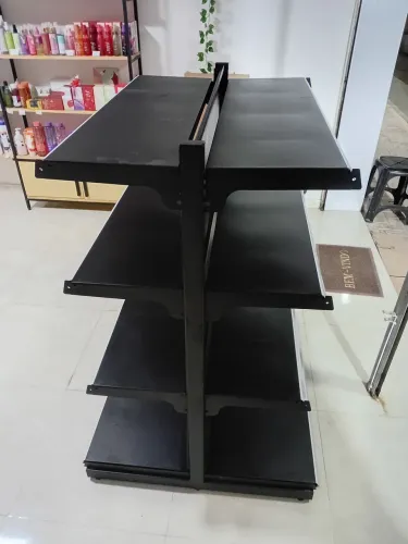 Gôndola central 1.30M X 96cm X 30cm