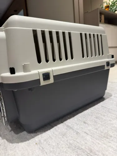 Caixa Transporte para cães e gatos C-Pet tamanho P