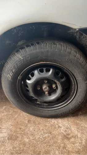 Rodas aro 13 com pneus novos !!!